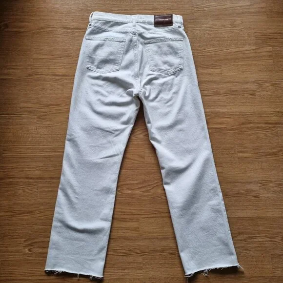 Zara High Waisted Kick Jeans Size 8 - Picture 7 of 8